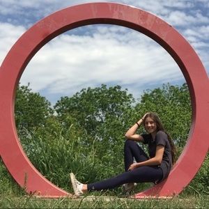 Meet your Posher, Julia